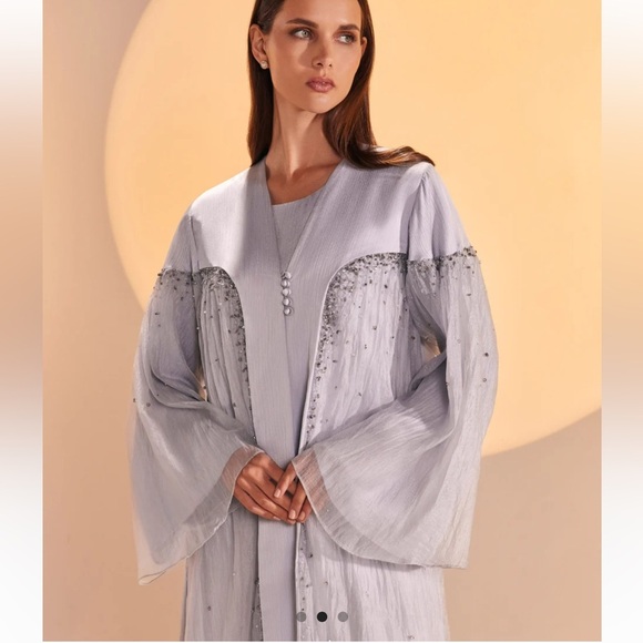 Custom made lavender sheer detailing beaded designer abaya - Picture 3 of 10